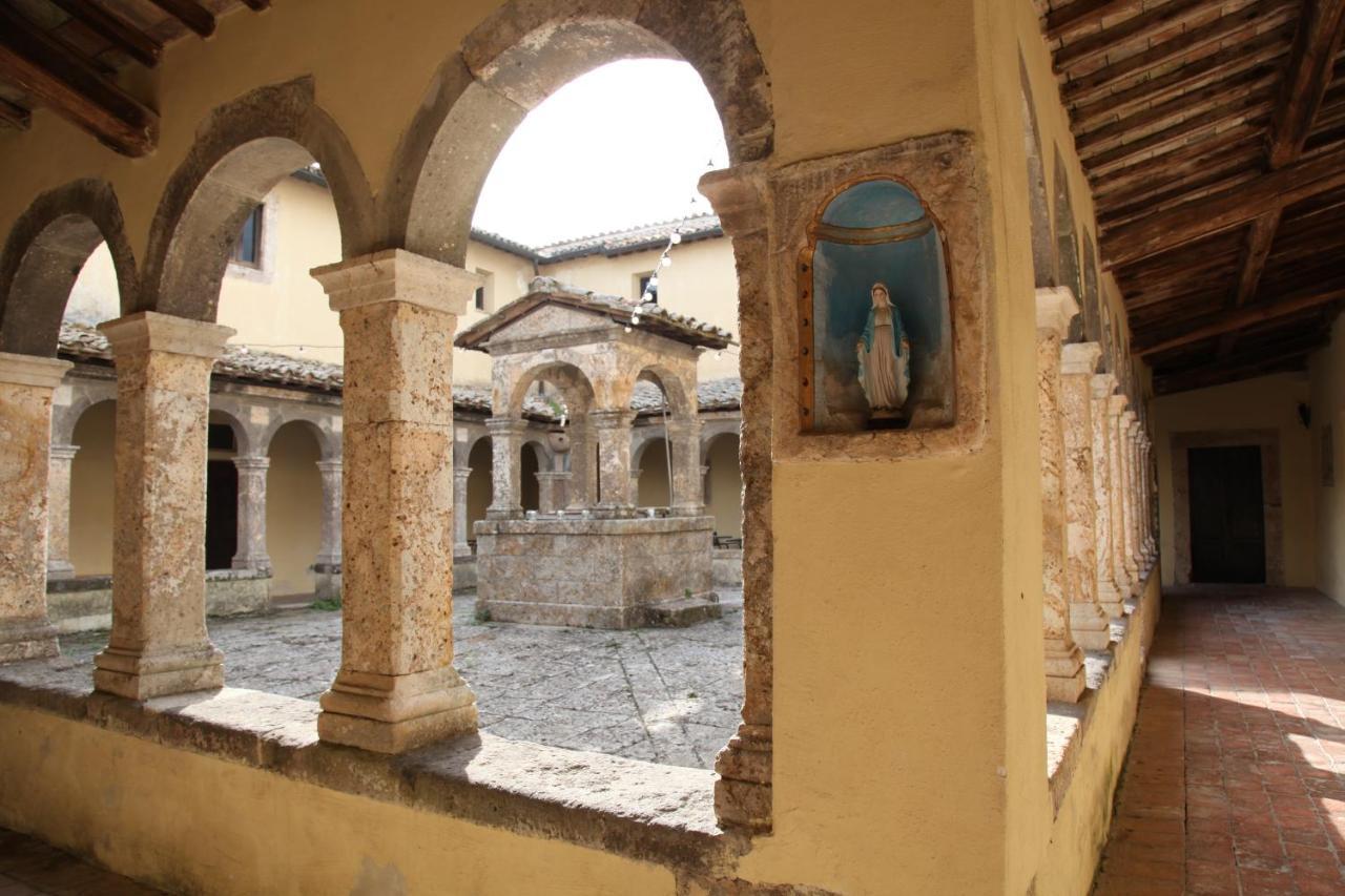 Hostel Convento Dei Cappuccini Tolfa Exterior foto